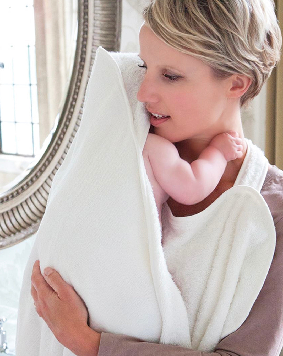 Cuddledry | hands free baby towel | white