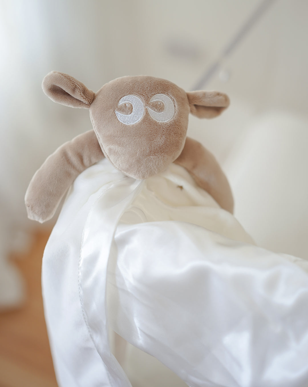 ewan baa baa blankie | baby comforter | beige